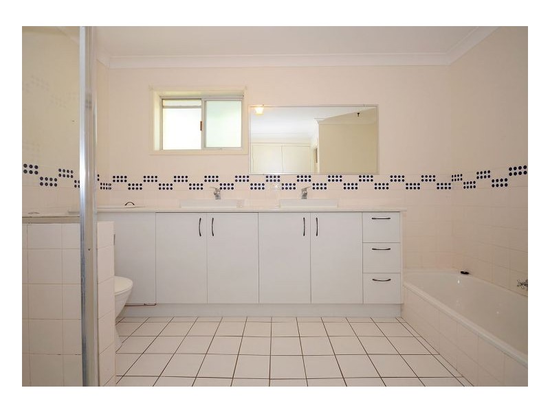 91 Urangan Street, Torquay QLD 4655