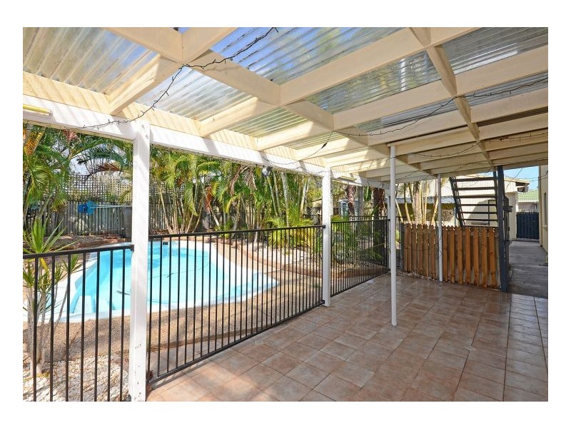 91 Urangan Street, Torquay QLD 4655