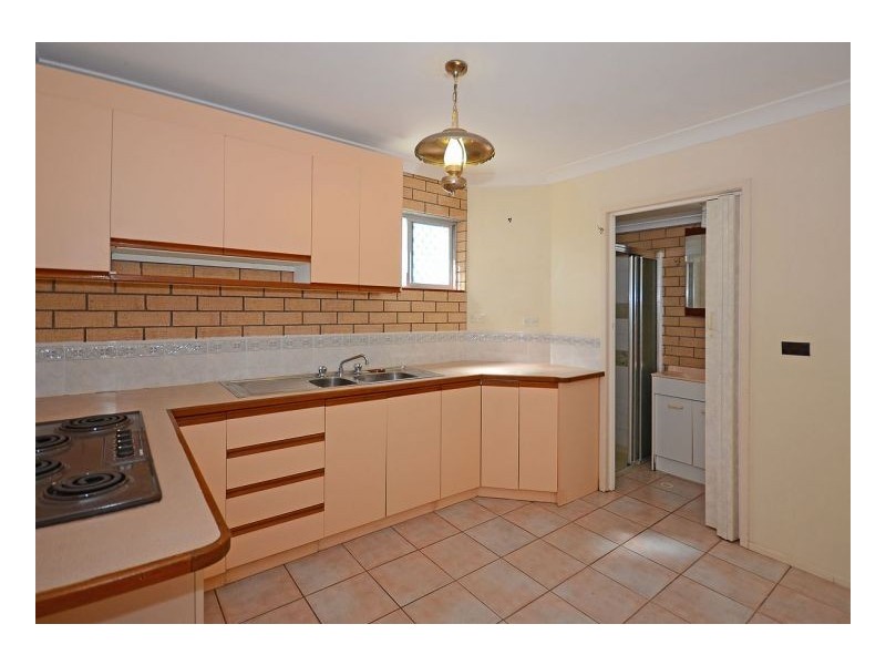 91 Urangan Street, Torquay QLD 4655
