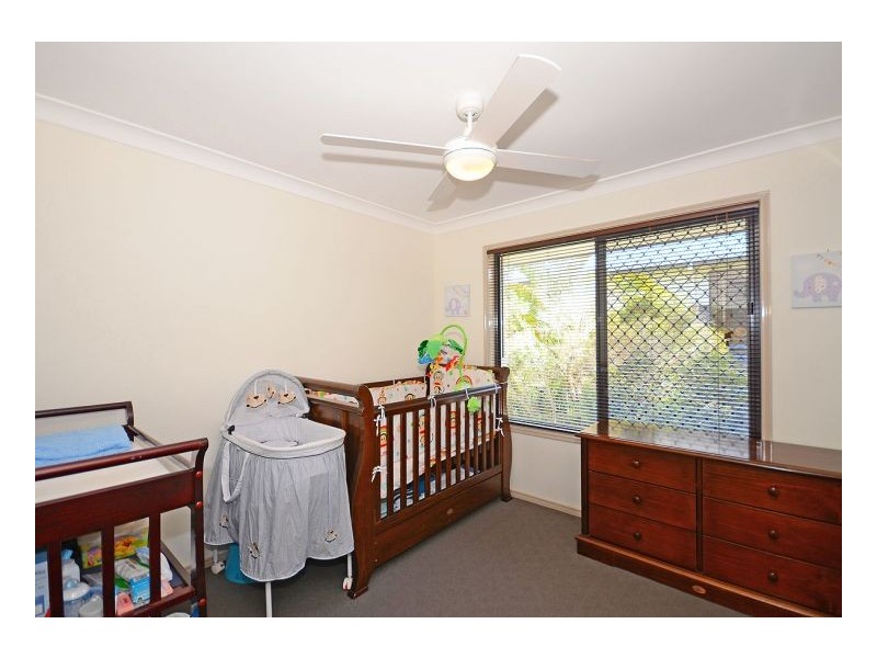 12 Barry Street, Torquay QLD 4655