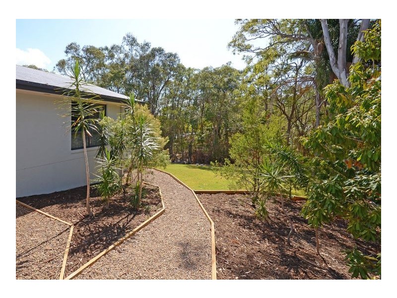 12 Barry Street, Torquay QLD 4655