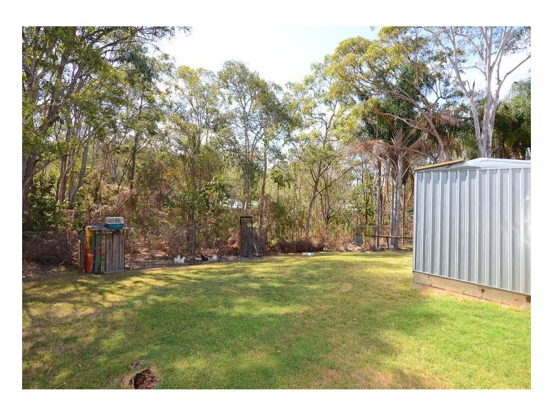 12 Barry Street, Torquay QLD 4655