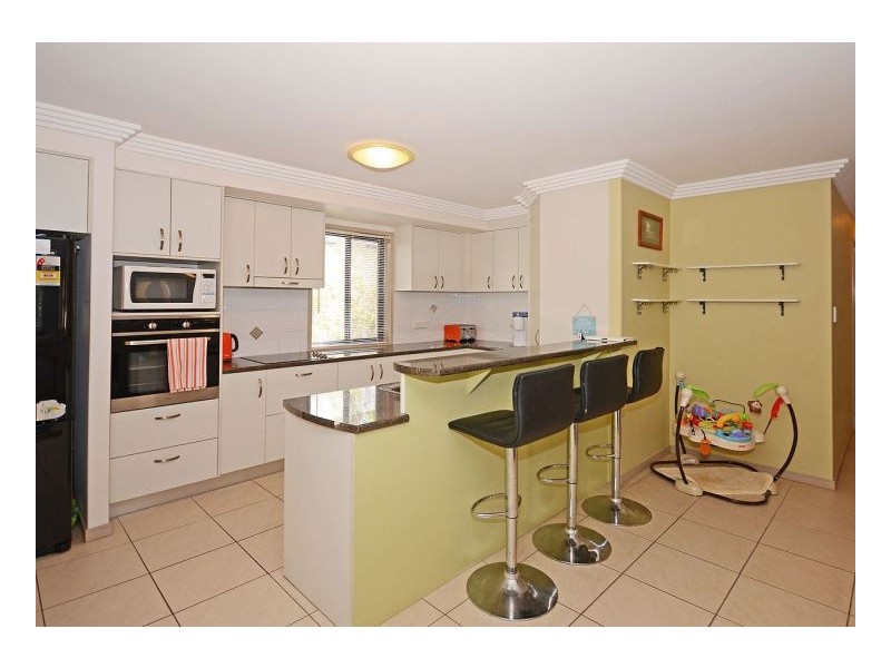12 Barry Street, Torquay QLD 4655