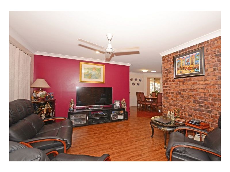 3 Brampton Court, Kawungan QLD 4655