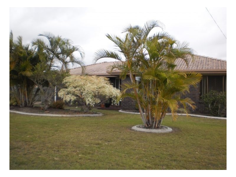 15 Paul Drive, Point Vernon QLD 4655