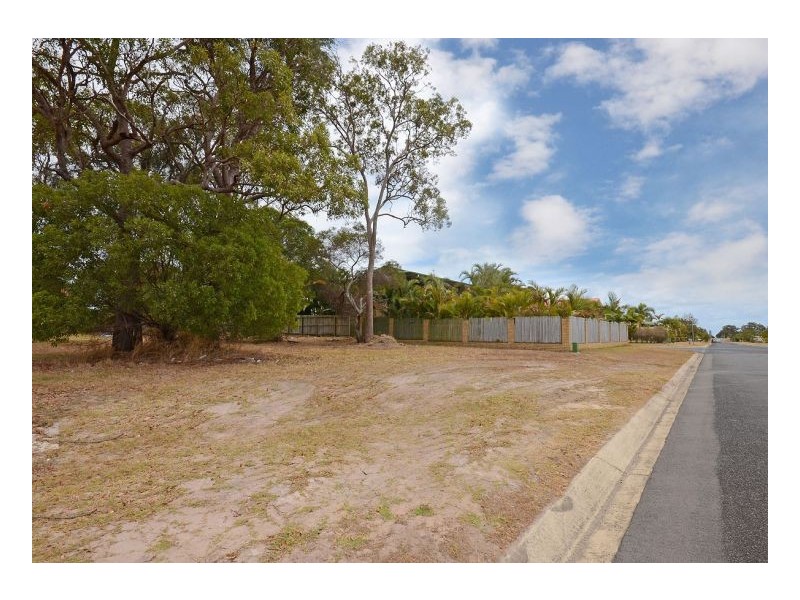 181 Pulgul Street, Urangan QLD 4655