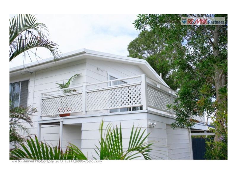 1 Gibbs Street, Urangan QLD 4655