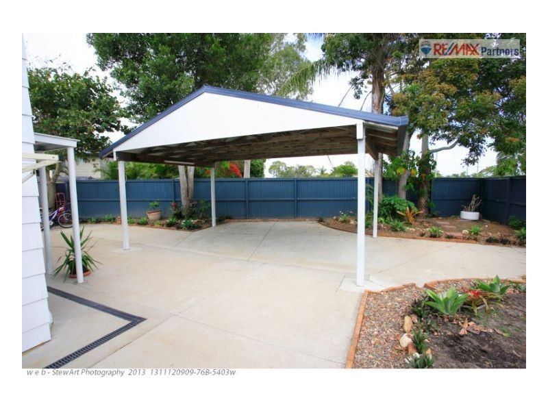 1 Gibbs Street, Urangan QLD 4655