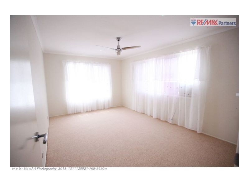 1 Gibbs Street, Urangan QLD 4655