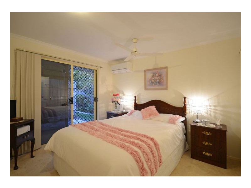 16 Kirton Road, Point Vernon QLD 4655