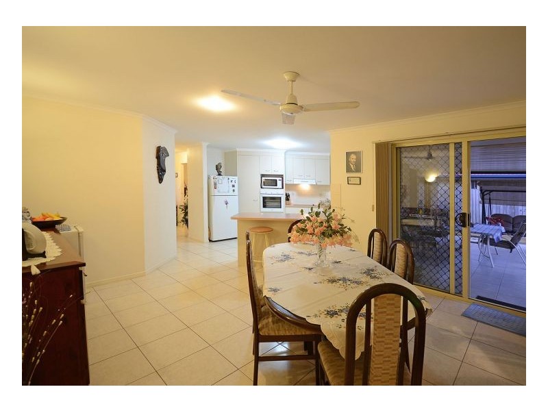16 Kirton Road, Point Vernon QLD 4655
