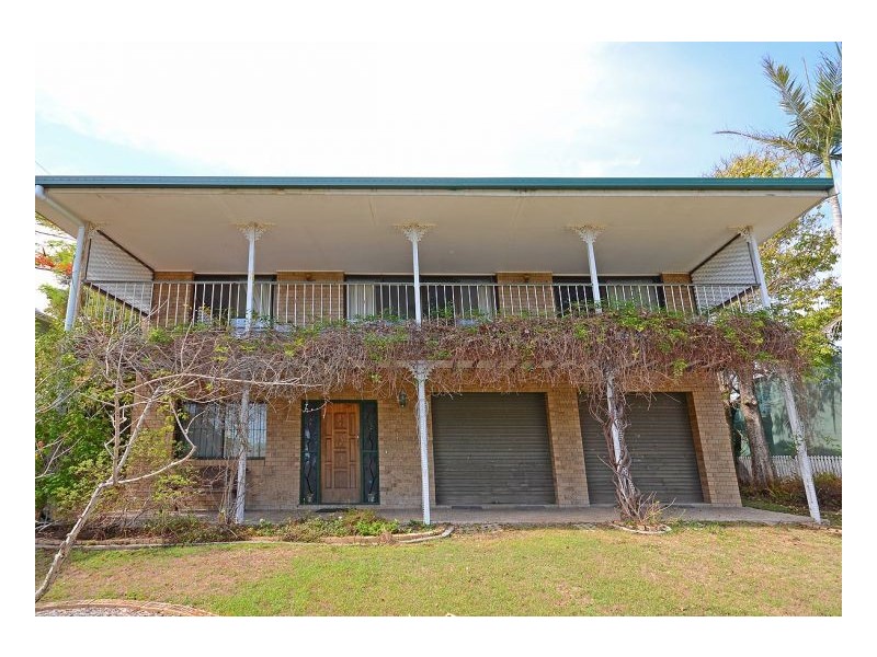 45 Kent Street, Urangan QLD 4655