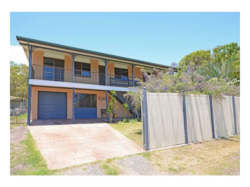 597 Boat Harbour Drive, Urangan QLD 4655