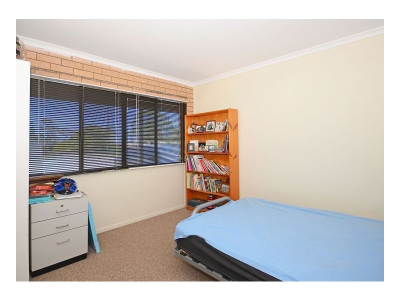 597 Boat Harbour Drive, Urangan QLD 4655