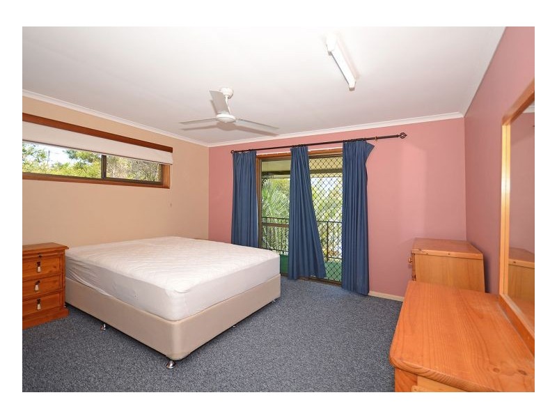 597 Boat Harbour Drive, Urangan QLD 4655