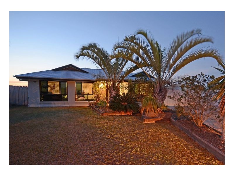23 Kestrel Court, Eli Waters QLD 4655
