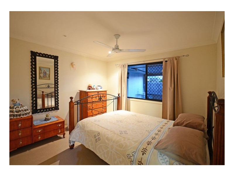 23 Kestrel Court, Eli Waters QLD 4655