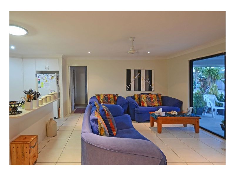 23 Kestrel Court, Eli Waters QLD 4655
