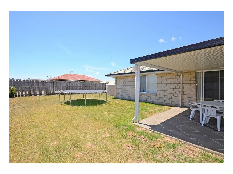 5 Lambour Court, Point Vernon QLD 4655