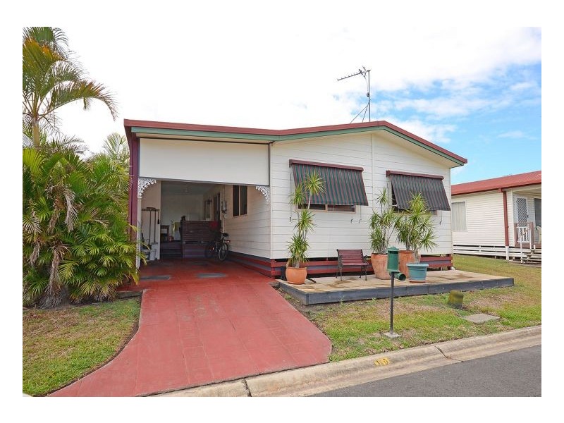 10/14 Ibis Boulevard, Eli Waters QLD 4655
