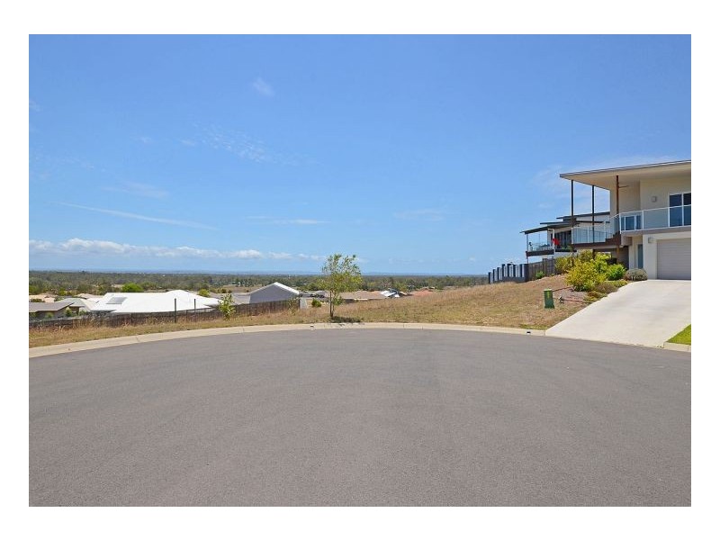 8 Horizon Court, Nikenbah QLD 4655