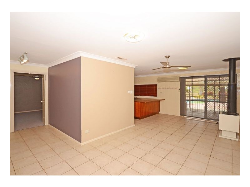 319 Condor Drive, Sunshine Acres QLD 4655