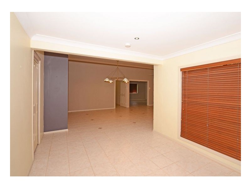 319 Condor Drive, Sunshine Acres QLD 4655