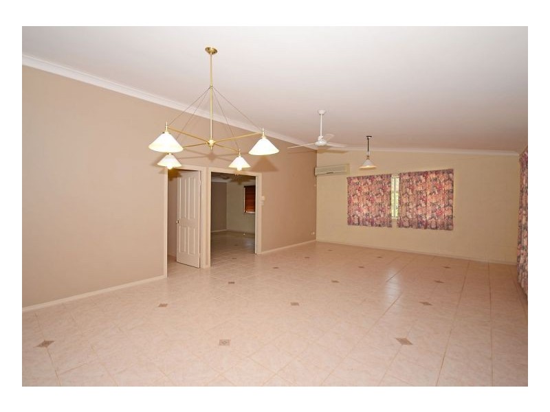 319 Condor Drive, Sunshine Acres QLD 4655