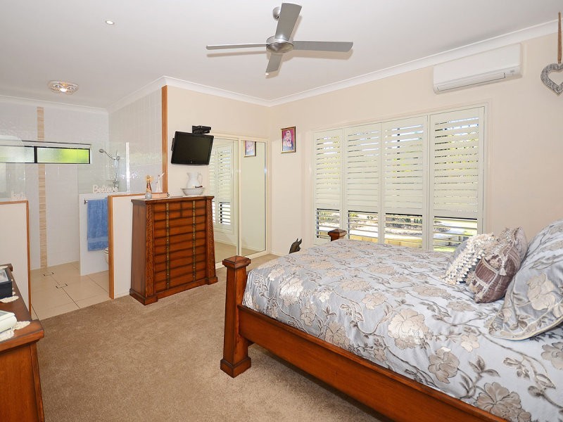 16 Amstal Avenue, Wondunna QLD 4655