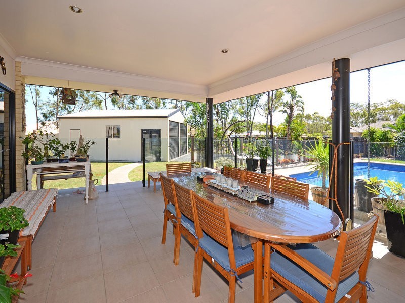 16 Amstal Avenue, Wondunna QLD 4655