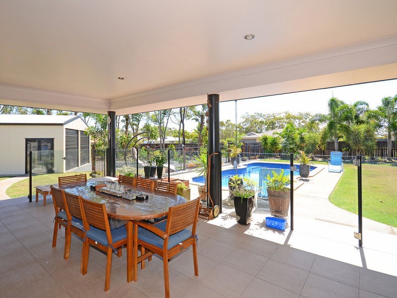 16 Amstal Avenue, Wondunna QLD 4655