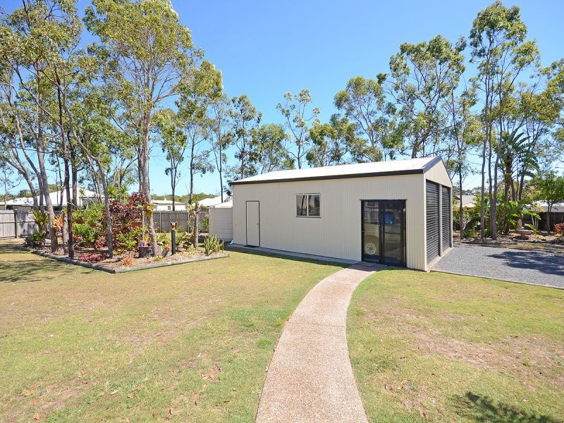 16 Amstal Avenue, Wondunna QLD 4655