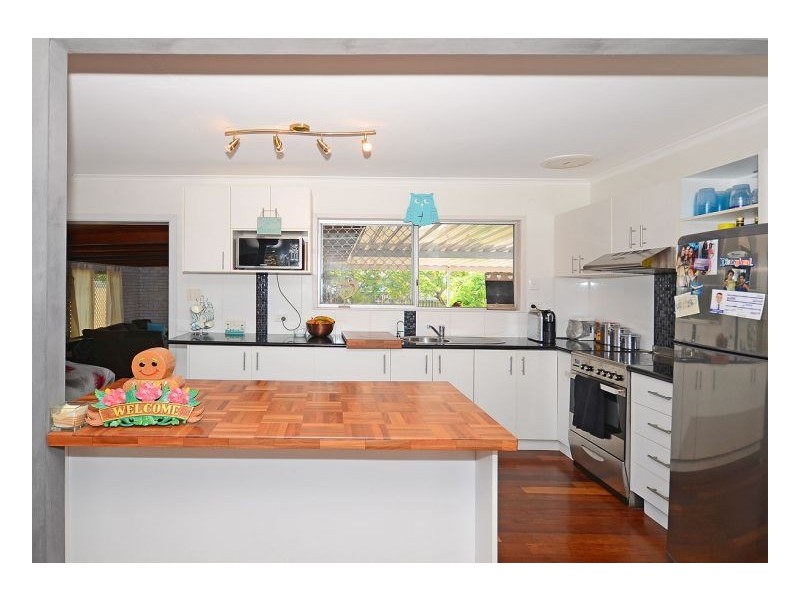 104 Long Street, Point Vernon QLD 4655