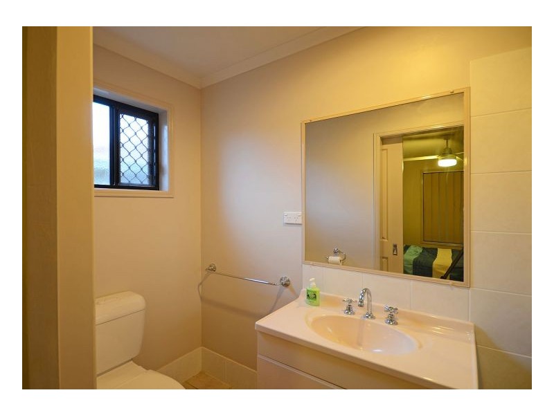 7 Red Gum Court, Urraween QLD 4655