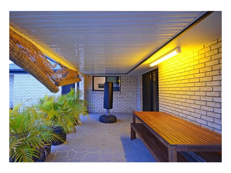 7 Red Gum Court, Urraween QLD 4655