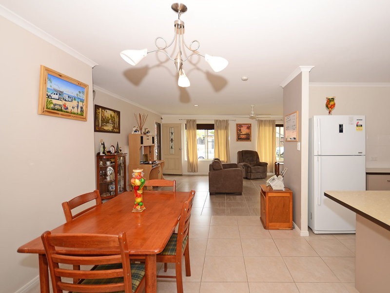 25 Joselyn Drive, Point Vernon QLD 4655