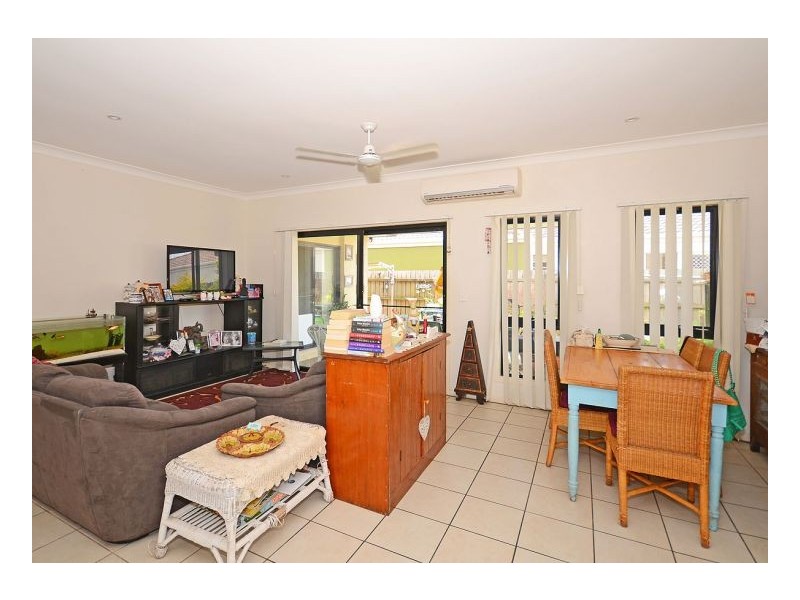 39 Earl St Vincent Circuit, Eli Waters QLD 4655