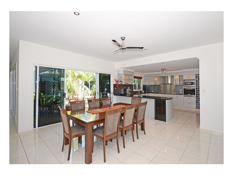 12 Cockatiel Court, Dundowran Beach QLD 4655