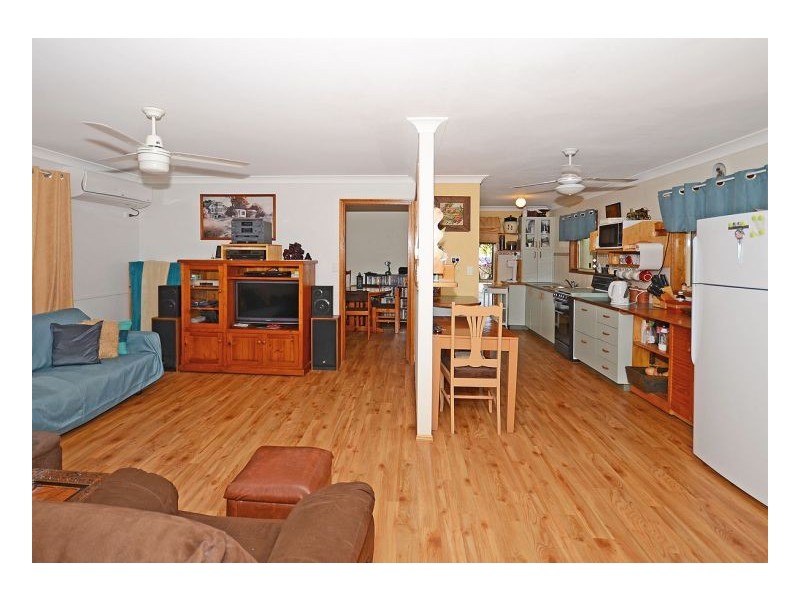 6 Maple Street, Pialba QLD 4655
