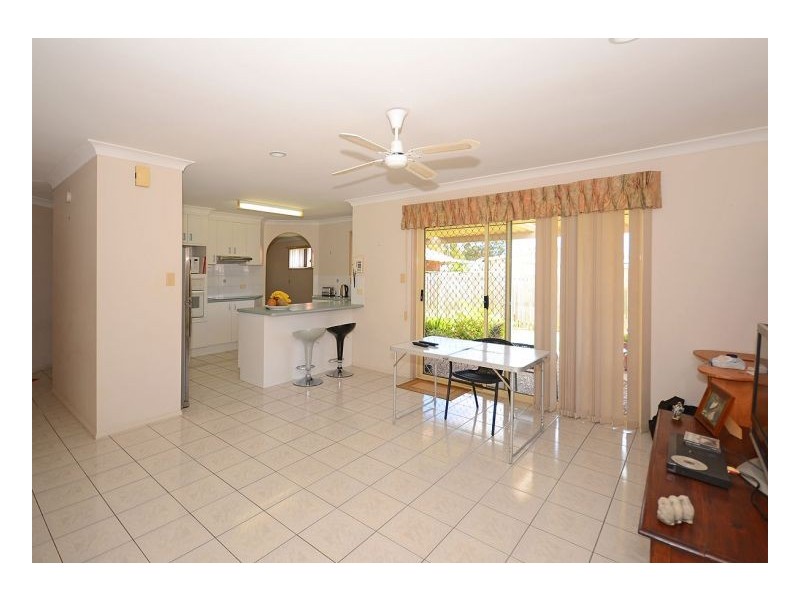 4 Elm Court, Kawungan QLD 4655