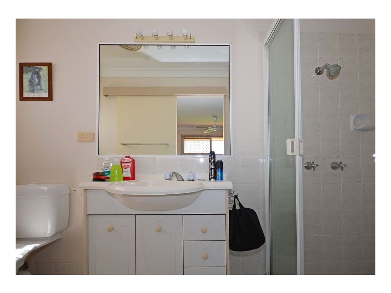 4 Elm Court, Kawungan QLD 4655