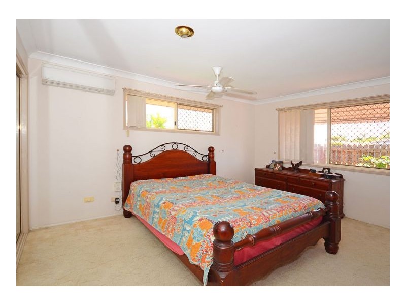 4 Elm Court, Kawungan QLD 4655