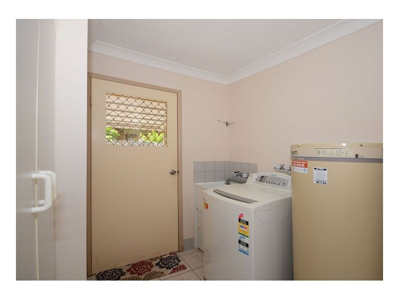 4 Elm Court, Kawungan QLD 4655