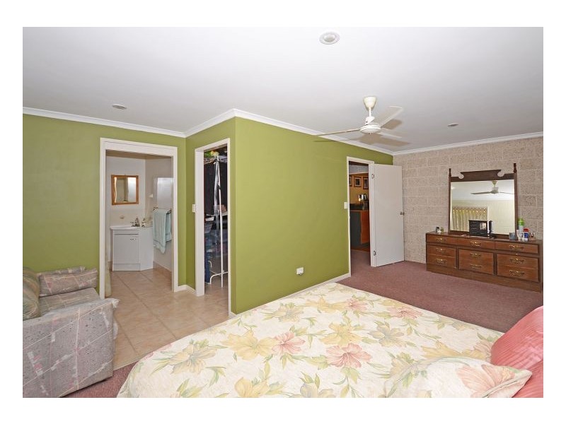 106 Moorabinda Drive, Sunshine Acres QLD 4655