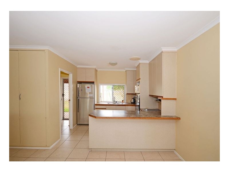 14 Kehlet Street, Point Vernon QLD 4655