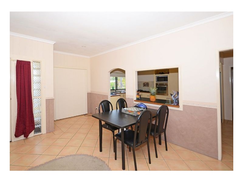 813 Boat Harbour Drive, Urangan QLD 4655