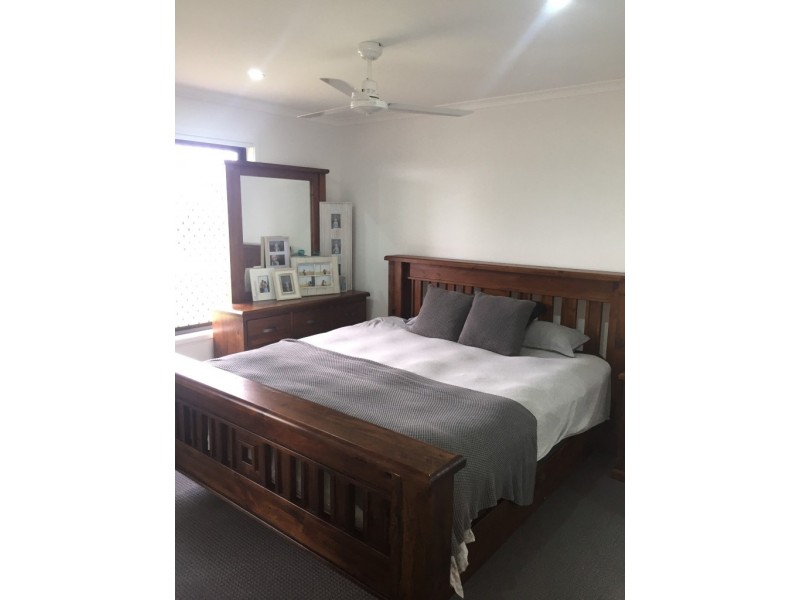 1 Malibu Way, Toogoom QLD 4655
