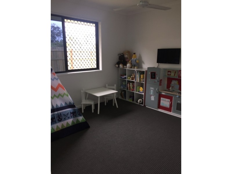 1 Malibu Way, Toogoom QLD 4655