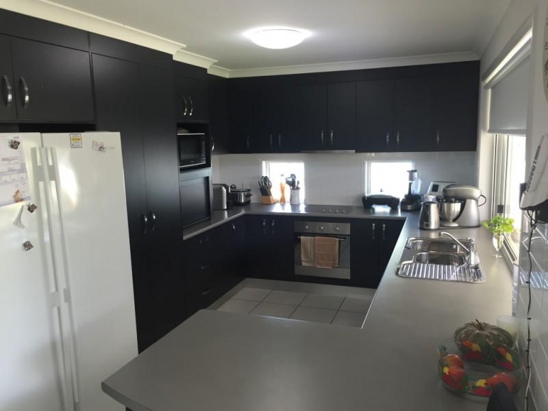 2/11 Beach Walk Court, Toogoom QLD 4655