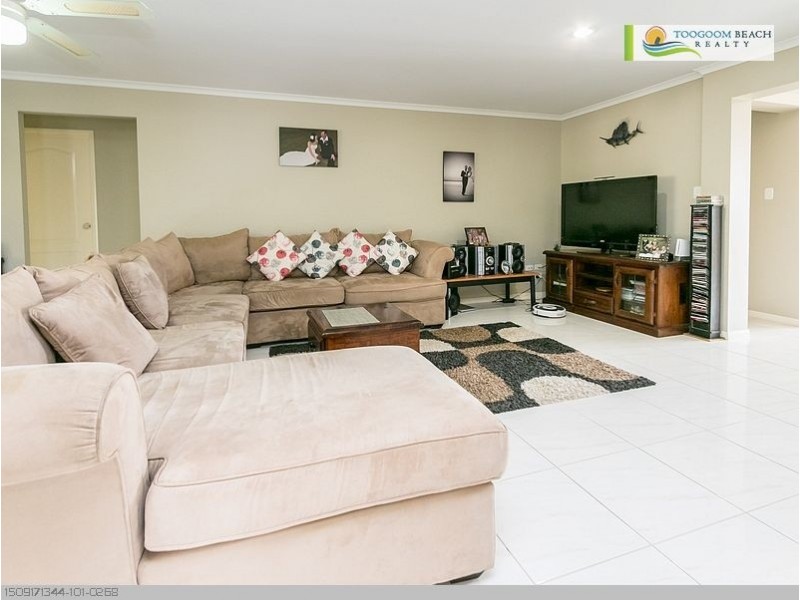 9-11 Delrose Court, Toogoom QLD 4655
